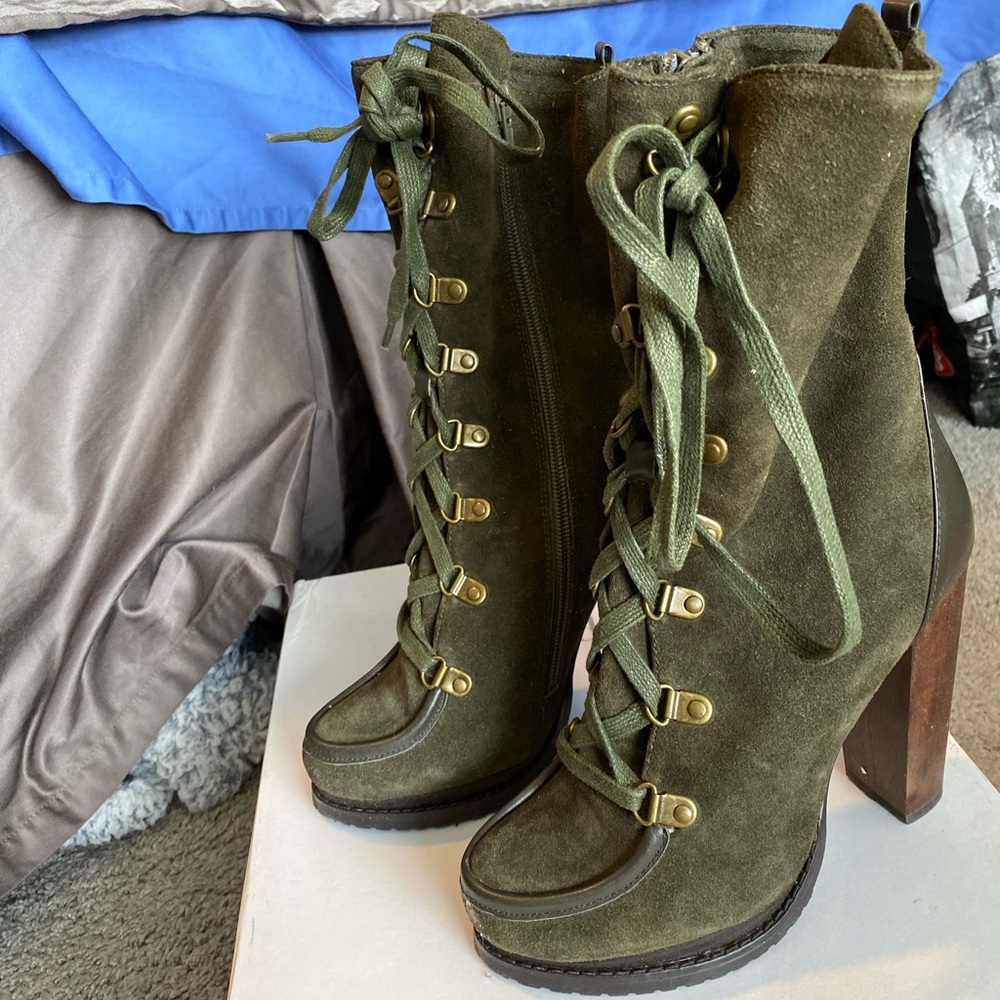 Charles David Dark Green Boots size 7